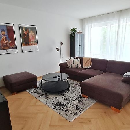Beautiful New Apt In Old Town Near Train Station - Free Parking Братислава Екстериор снимка