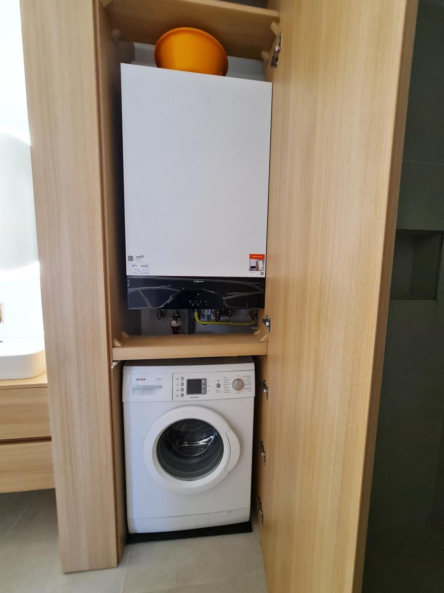 Beautiful New Apt In Old Town Near Train Station - Free Parking Братислава Екстериор снимка