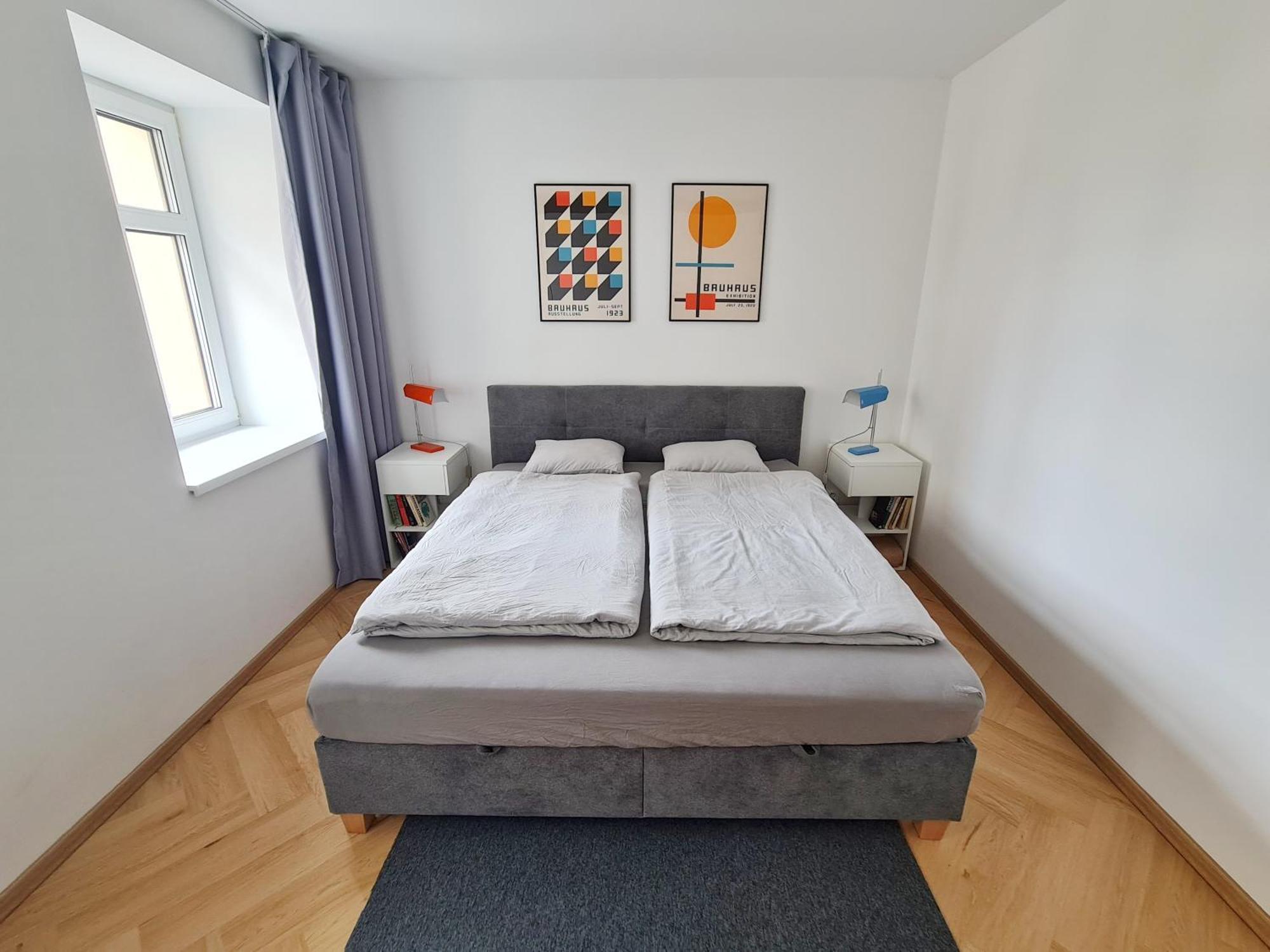 Beautiful New Apt In Old Town Near Train Station - Free Parking Братислава Екстериор снимка